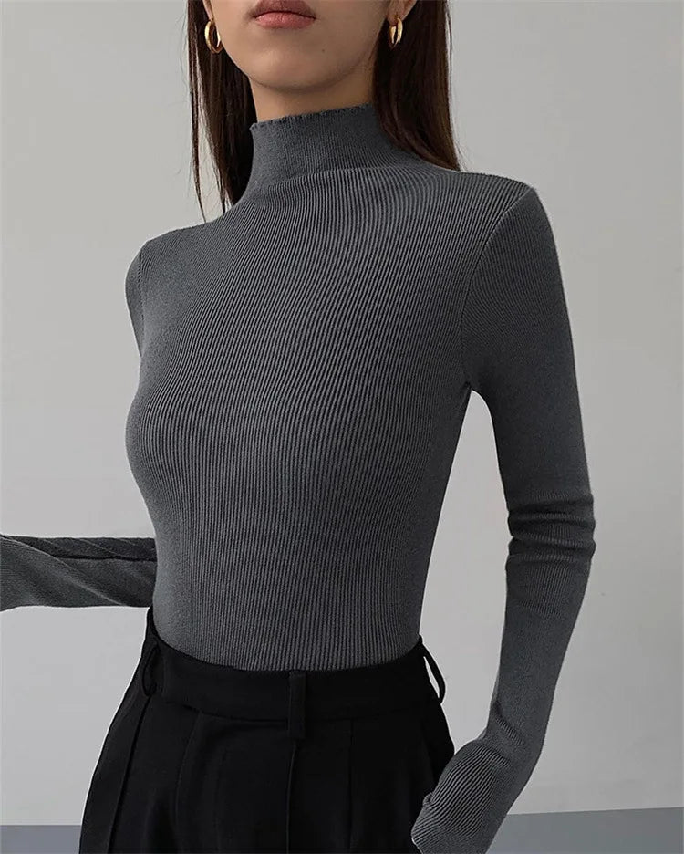 Avery - Schmaler Rollkragenpullover für Damen