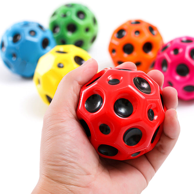 PlayBall – Hüpfender Weltraumball